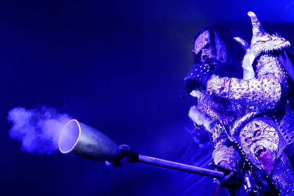 Ja is' denn heut schon Karneval? Lordi eröffnen die Saison in Köln. – 