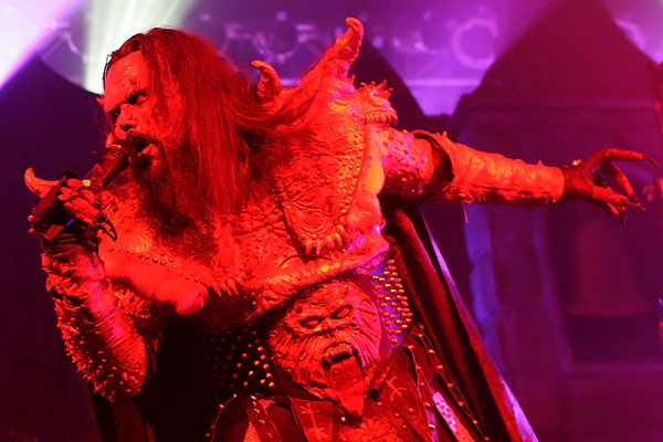 Ja is' denn heut schon Karneval? Lordi eröffnen die Saison in Köln. – 