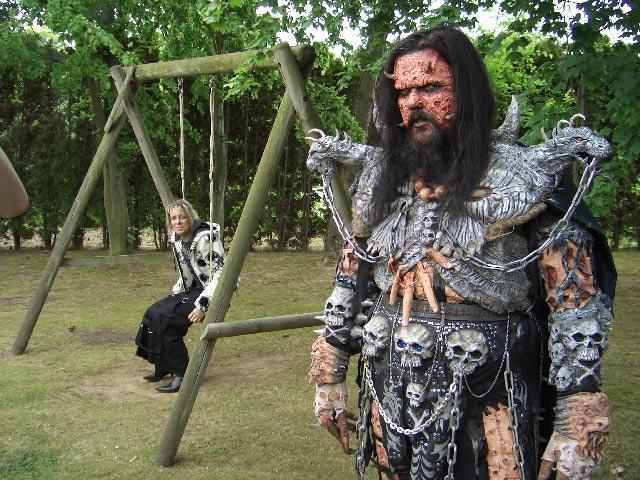 Lordi – Heinz Sielmann hätte an diesem Tierchen bestimmt seine helle Freude ... – Ja, er frisst auch Jehovas.
