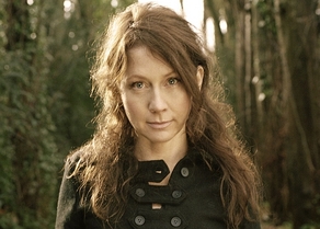 Lou Rhodes