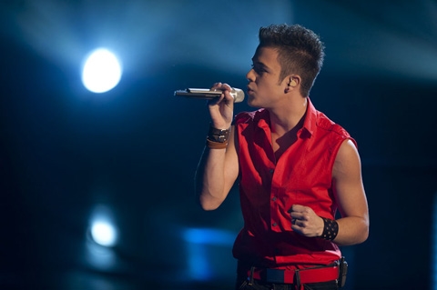 Luca Hänni – Unter den letzten 16 Kandidaten der 9. Staffel. – DSDS 2012 - 2. Live-Show.