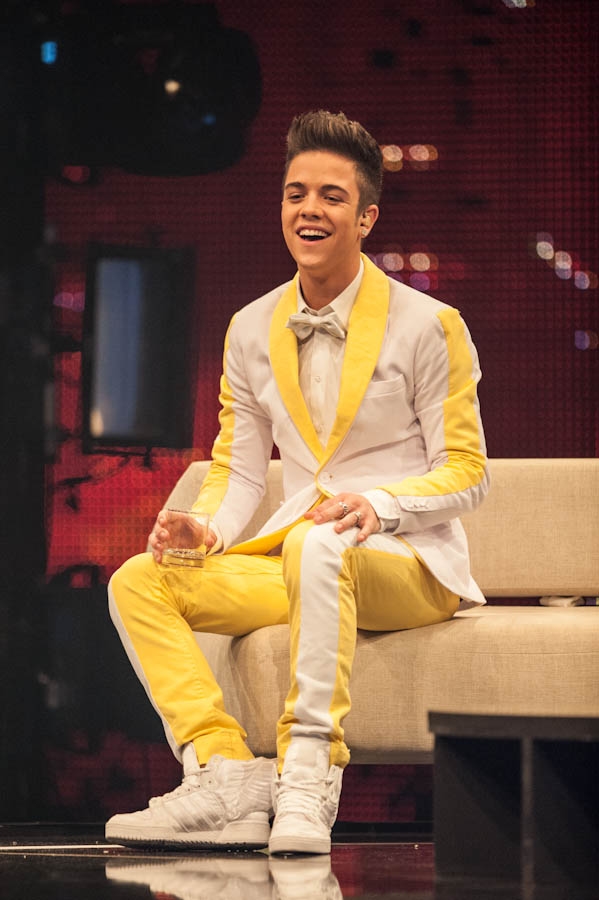 Daniele Negroni vs Luca Hänni. – DSDS 2012 - Das Finale.