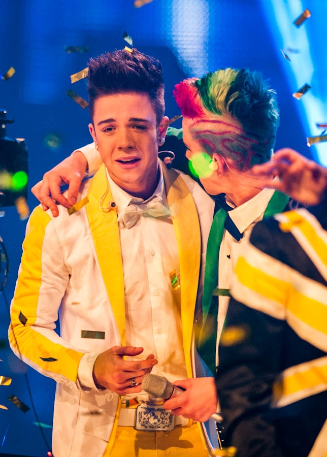 Daniele Negroni vs Luca Hänni. – DSDS 2012 - Das Finale.