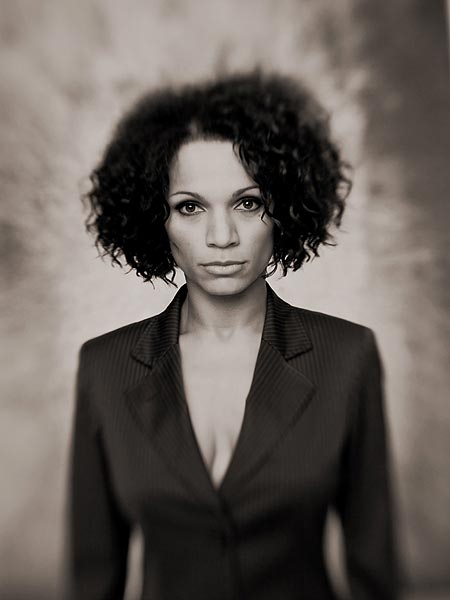 Lyambiko – Nominiert für einen Echo als beste Jazzproduktion. – ... erscheint 2009 und enthält ...