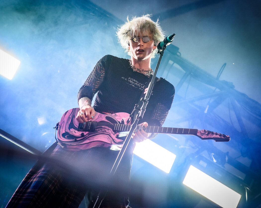 Machine Gun Kelly – Nach den Gigs bei Rock im Park und Rock am Ring gleich weiter in die Hauptstadt: MGK und Band. – MGK.