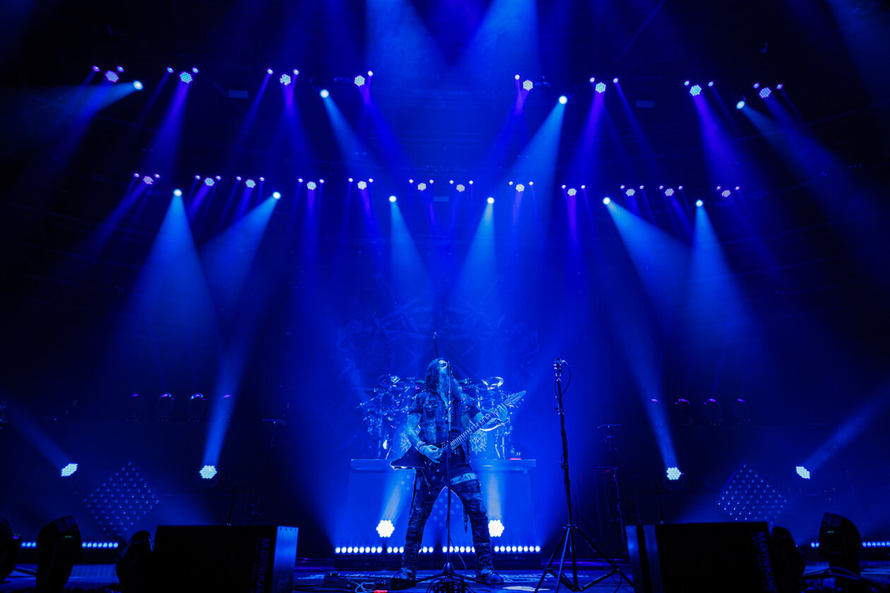 Auf "Vikings And Lionhearts" Arena-Tour mit Amon Armath. – Machine Head.