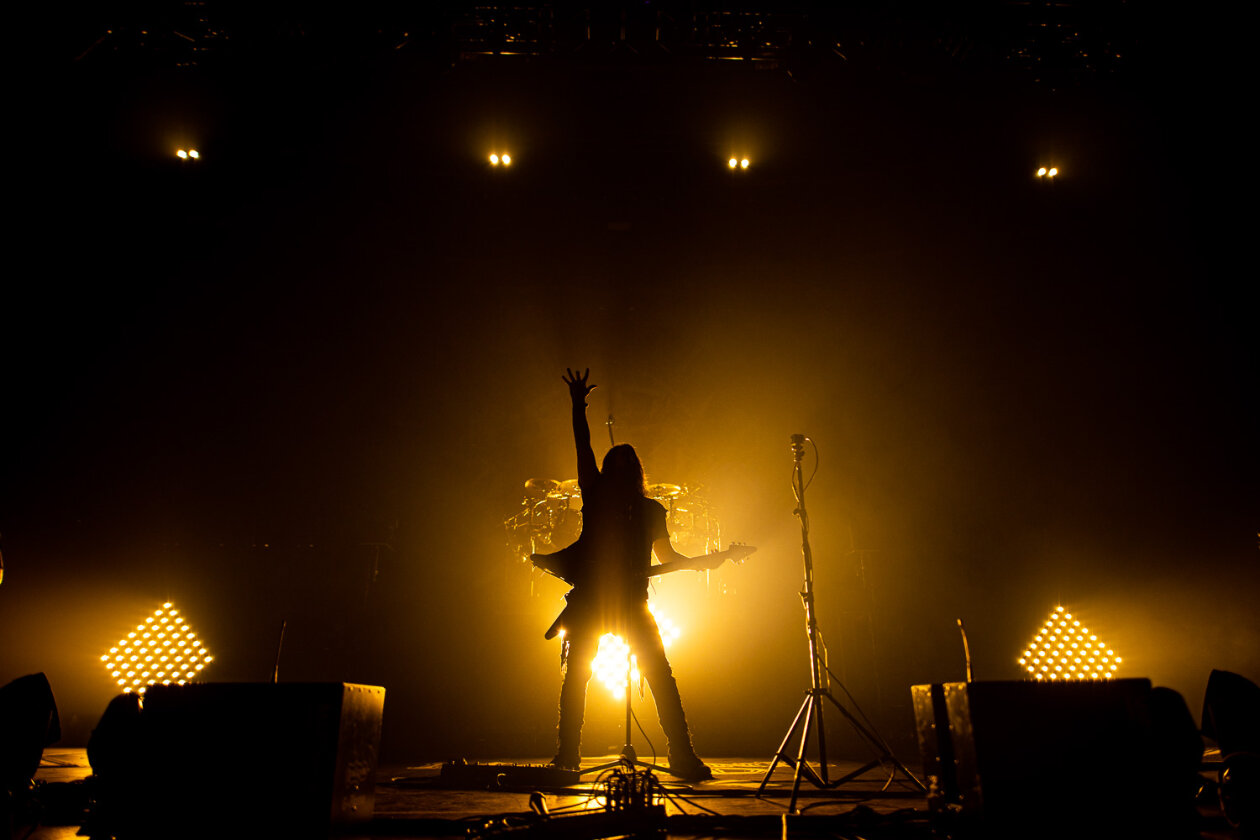 Auf "Vikings And Lionhearts" Arena-Tour mit Amon Armath. – Machine Head.