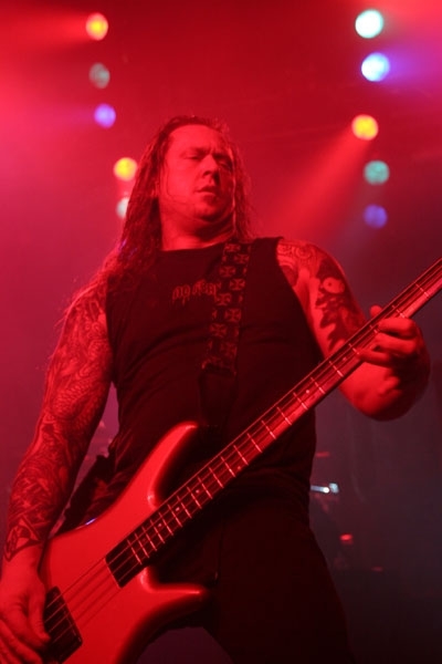 Machine Head – Trotz/wegen wechselnder Gitarristen war der Auftritt erst richtig interessant. – 