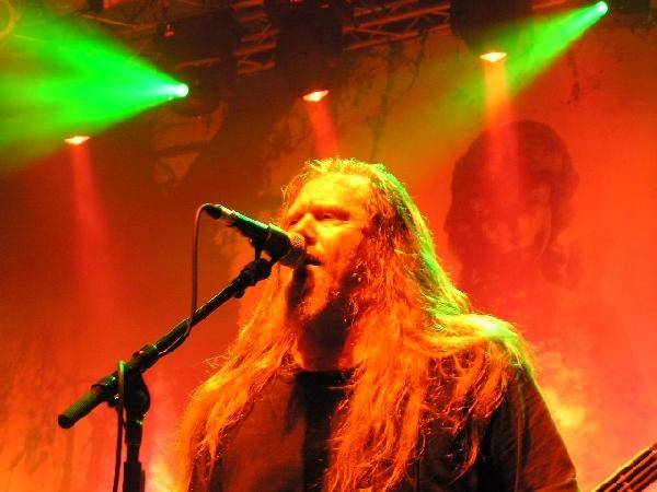 Machine Head waren ein würdiger Headliner für den Sonntag Abend. – 