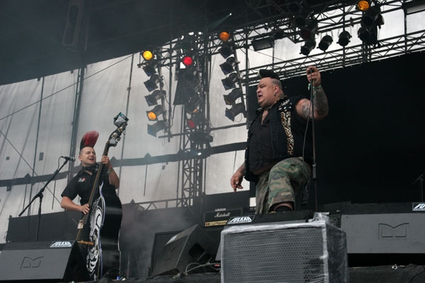 Auch als Außenseiter auf dem Festival ne Bank. – Mad Sin in action