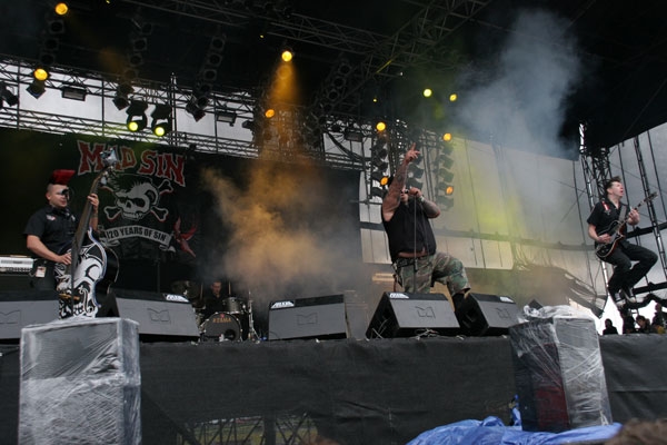 Auch als Außenseiter auf dem Festival ne Bank. – Mad Sin in action