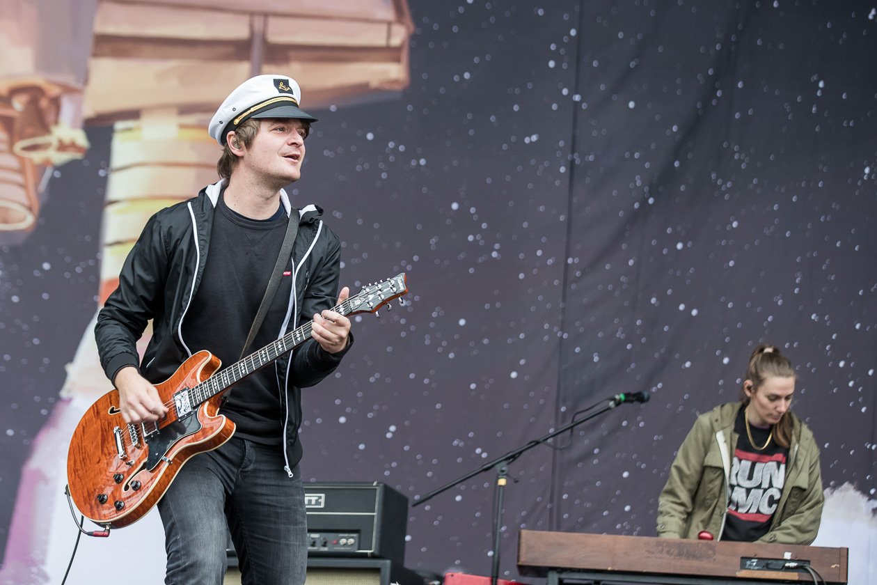 Samstags auf der Green Stage. – Madsen.