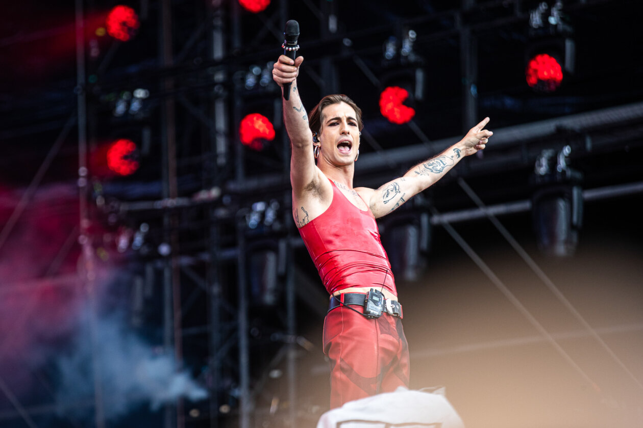 Die ESC-Gewinner von 2021 sind im Großen Rockzirkus angekommen. – Måneskin.
