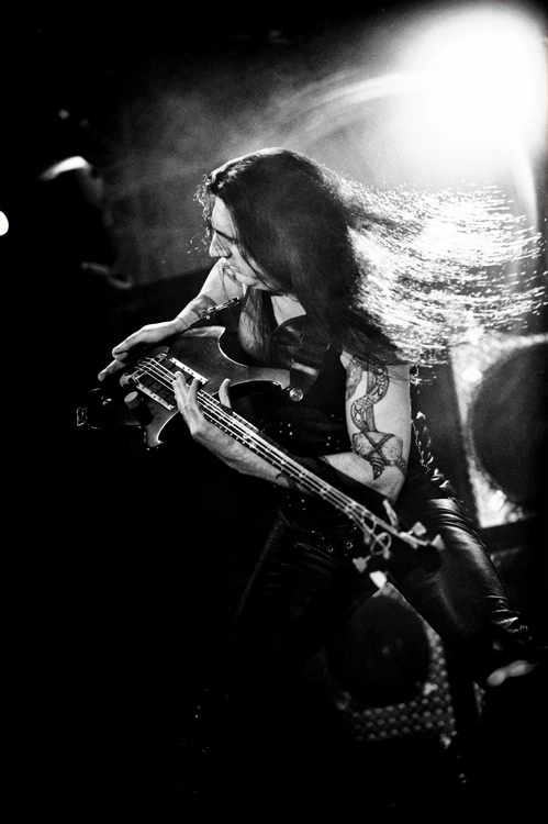 Wie aus einer längst vergangenen Zeit: Manowar. – Joey DeMaio