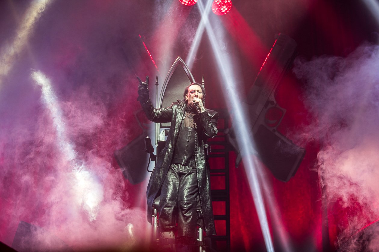 Marilyn Manson – Marilyn Manson.