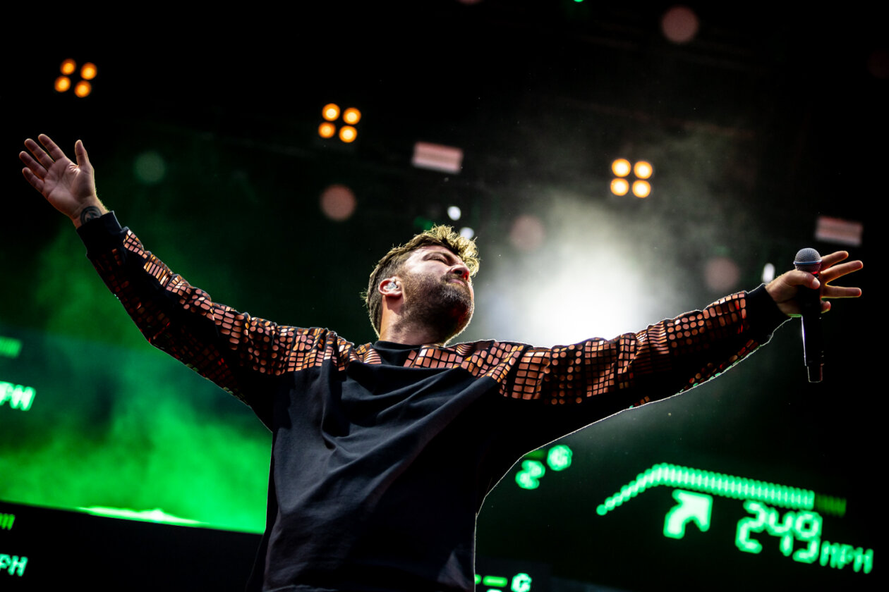 Ein Rostocker in Hamburg: 15.000 wollen Marteria auf seiner "Vollkontakt"-Tour sehen. – Marteria.
