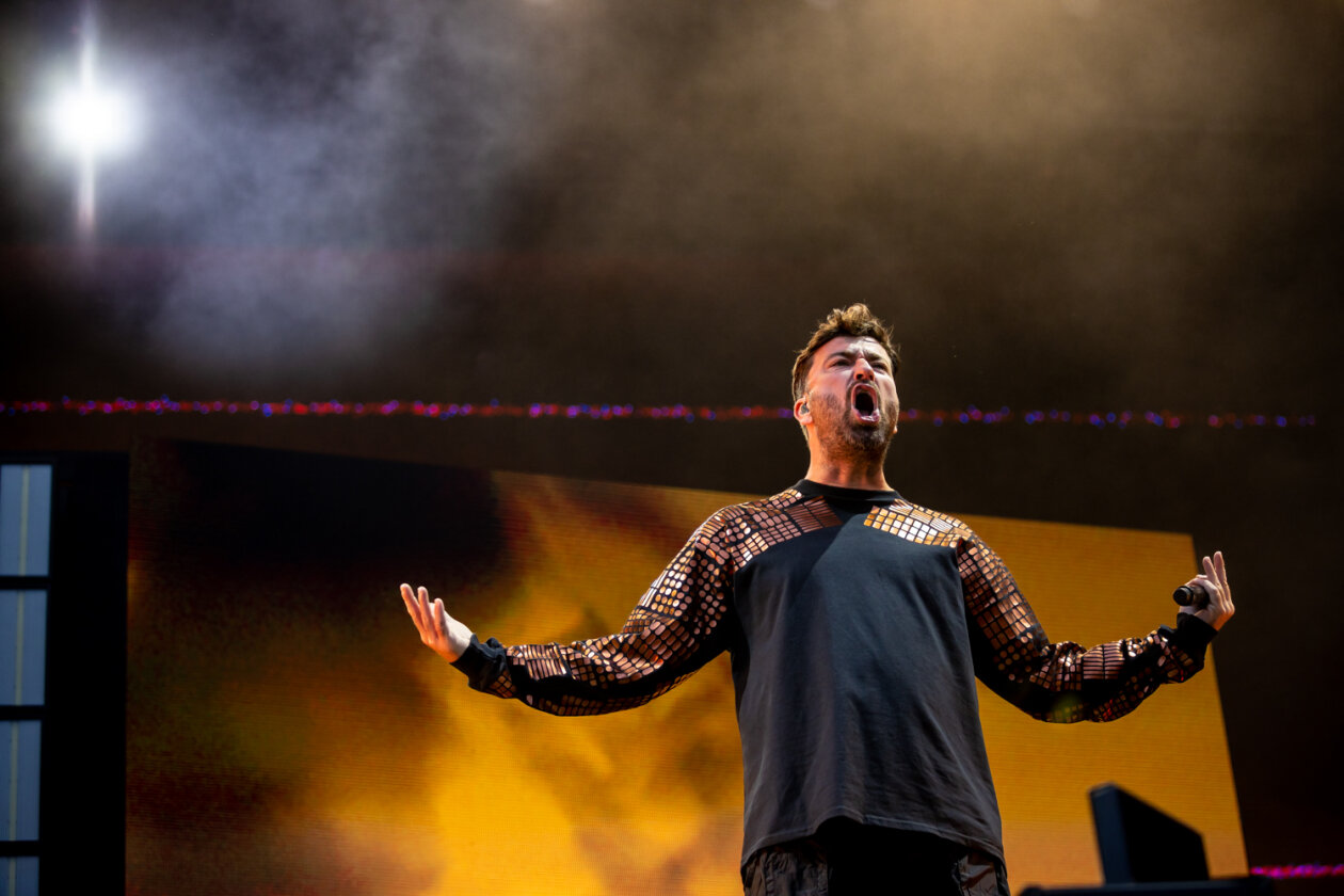 Ein Rostocker in Hamburg: 15.000 wollen Marteria auf seiner "Vollkontakt"-Tour sehen. – Marteria.
