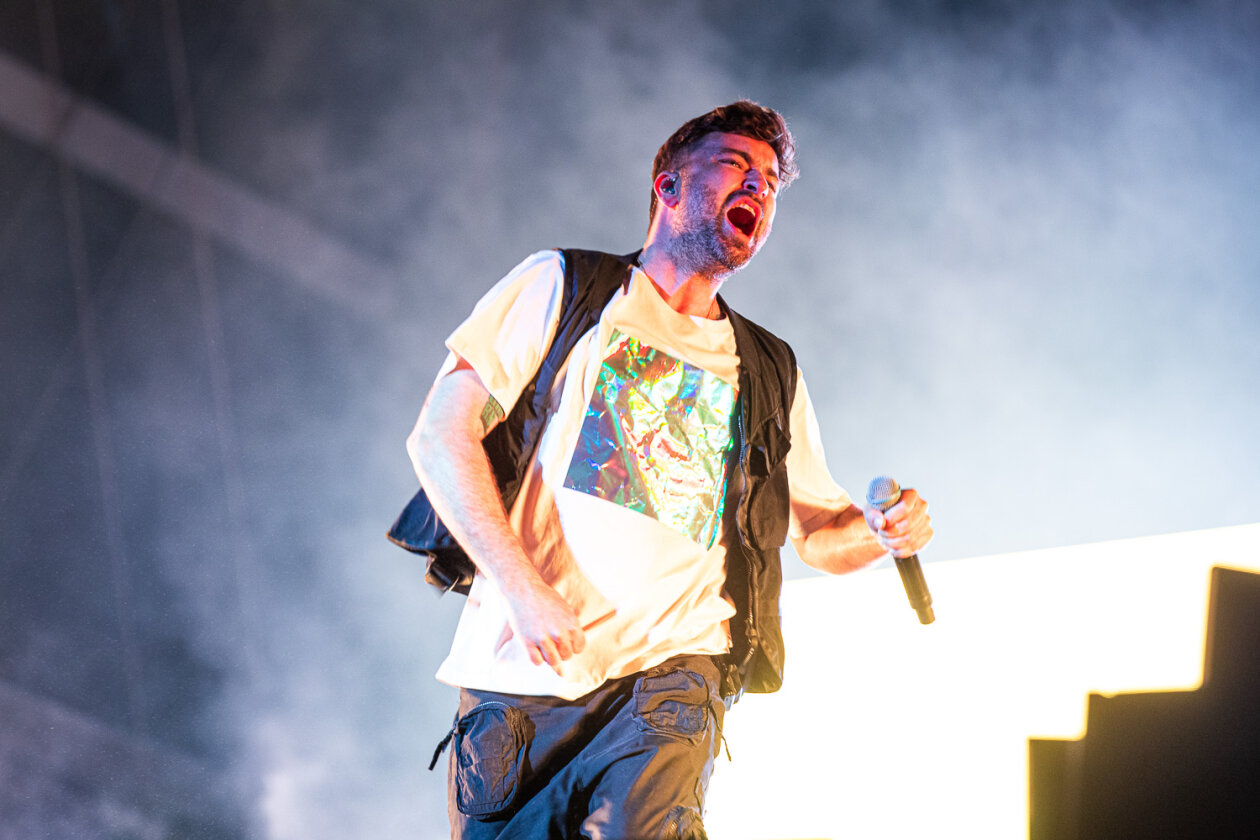 "Wir sind der Ring!” Bei Marterias Gig brannte die Hütte vor der Bühne. – Marteria.