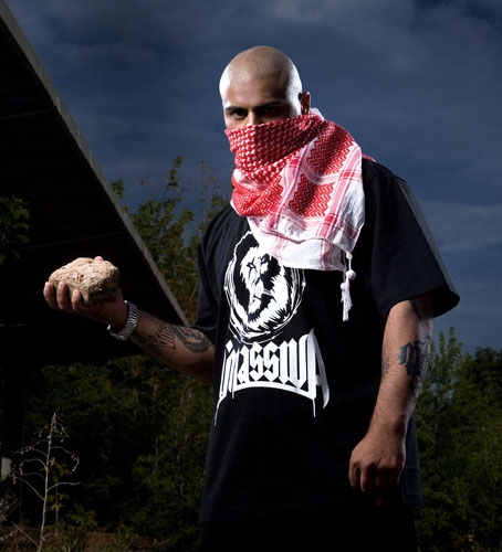 Das große Album kommt; Massiv kommt massiv. – Massiv mit Stein (links).