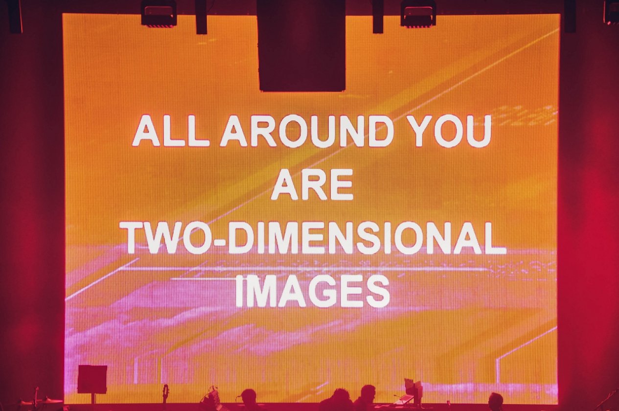 Massive Attack – 21 Jahre Mezzanine. Mit allen Gästen. – Message.