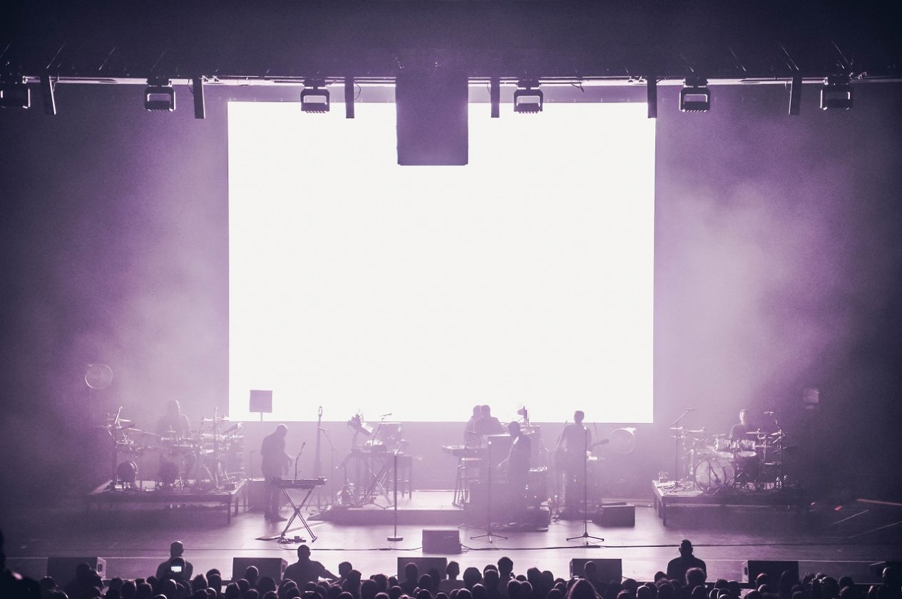 Massive Attack – 21 Jahre Mezzanine. Mit allen Gästen. – Mit dabei: Die Original-Stimmen.