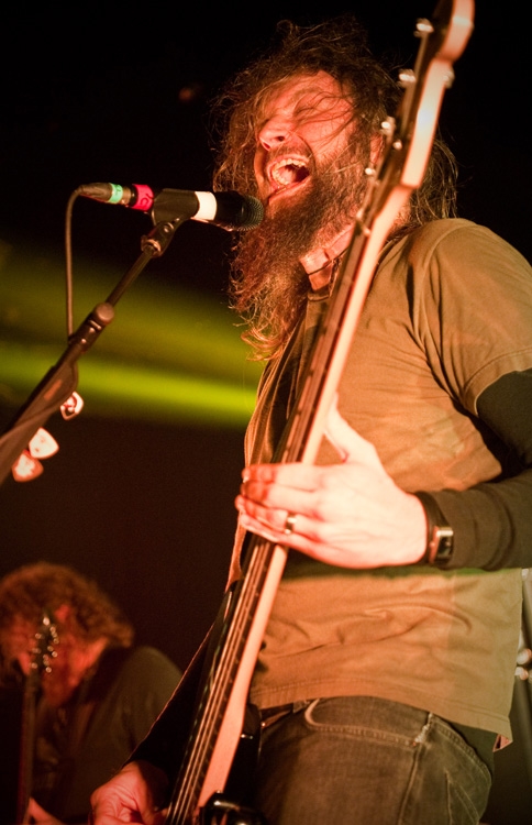 Mastodon – Die Mannen aus Atlanta, Georgia fönten die vollgestopfte Batschkapp. – Troy am Mic.