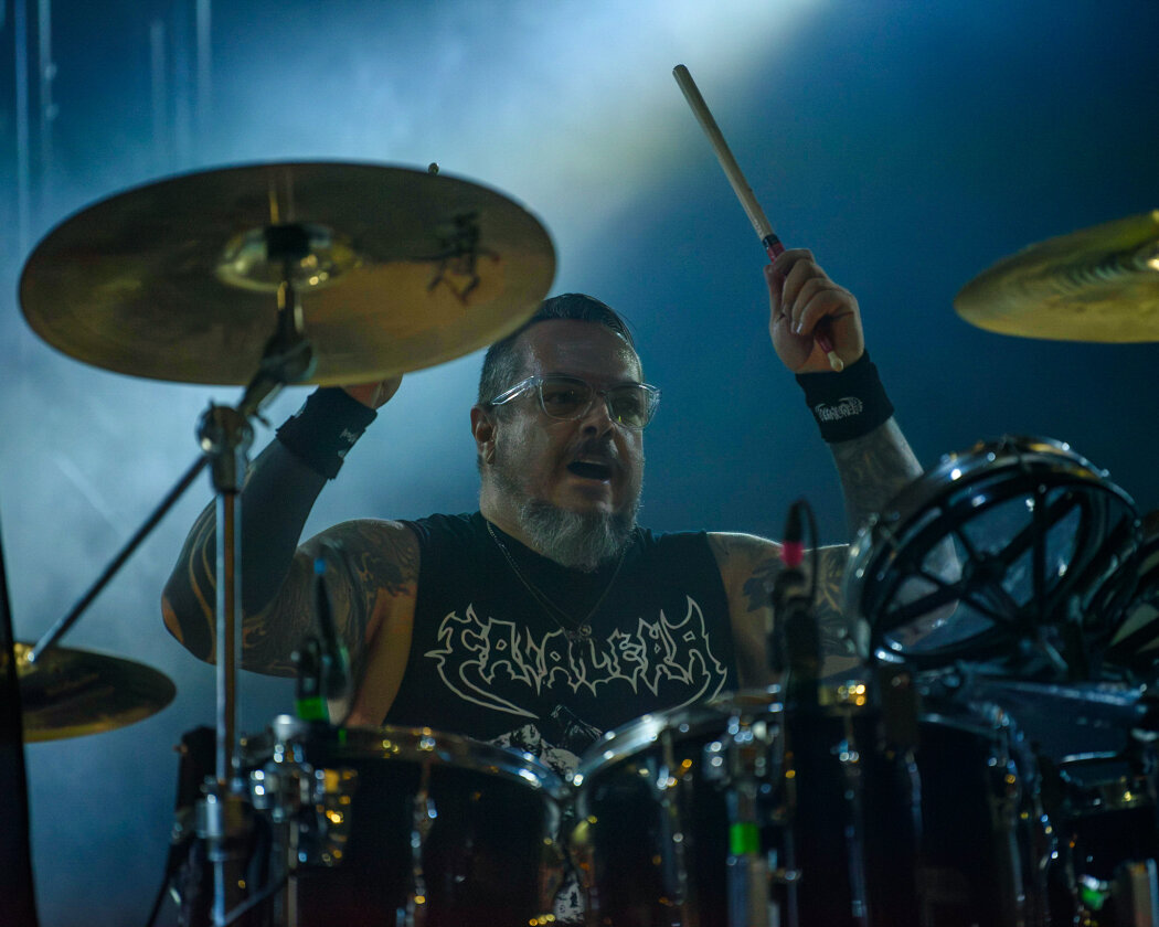 Max & Igor Cavalera – Die beiden Metal-Legenden Max und Igor Cavalera bringen frühes Sepultura-Material auf die Bühne. – Igor Cavalera.