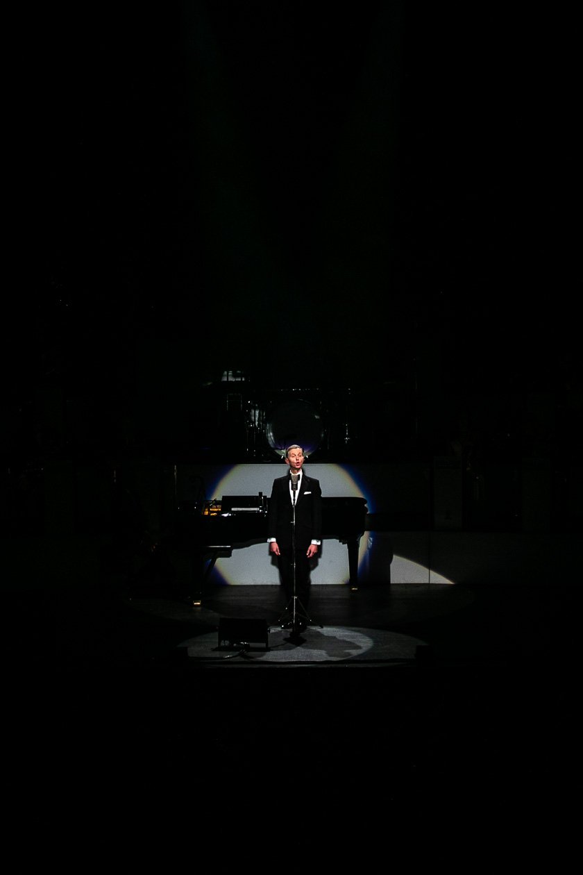 Max Raabe / Palastorchester – "Der perfekte Moment ... wird heut verpennt". – Max Raabe.