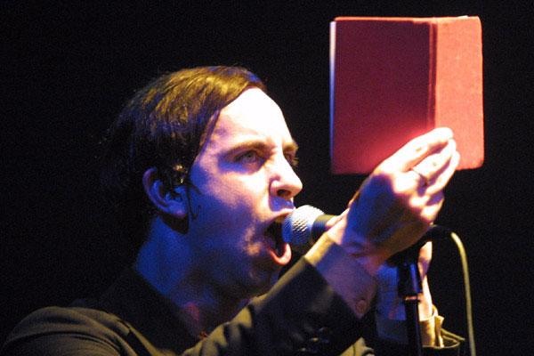Maximo Park – Son Of A Preacher Man. – 