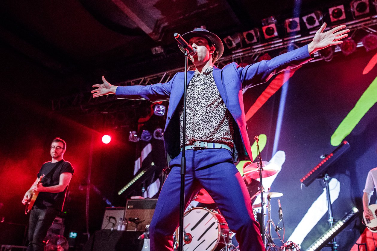Maximo Park – Indiesport pur: Paul Smith und Kollegen live in der Domstadt. – In der Live Music Hall.