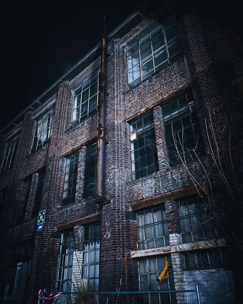 Livemusik ist zurück – Maybeshewill auch. Mit ihrem ersten Gig seit vier Jahren starten die Post-Rocker ihre Tournee in Köln. – Hurra, das Gebäude 9 ist noch da!