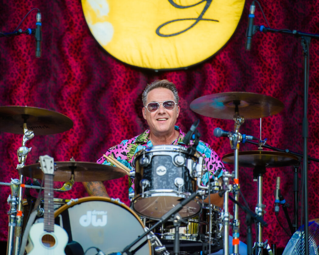 Punkrock zwischen Hawaii-Urlaub und Elvis Presley. – Me First And The Gimme Gimmes.