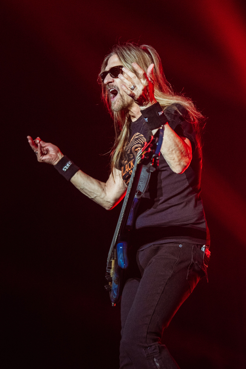 Megadeth – James LoMenzo.
