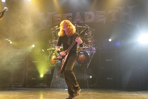 Megadeth – Starke Musiker, aber keine echte Band. – 