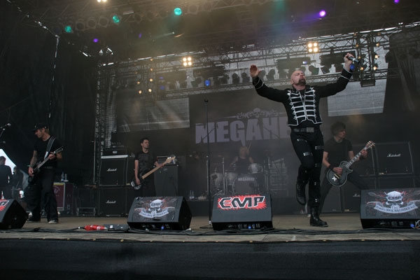 Live doch besser als auf CD. – Megaherz in action.