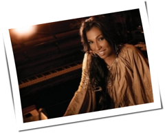 Melanie Fiona