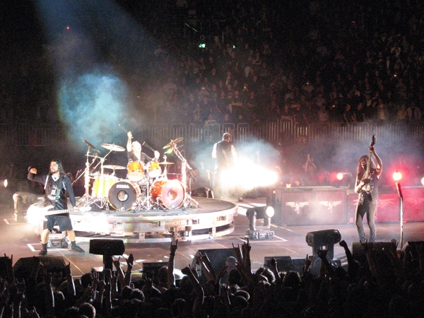 Metallica live beim Fan-Gig für "Death Magnetic" – 17.000 begeisterte Fans.