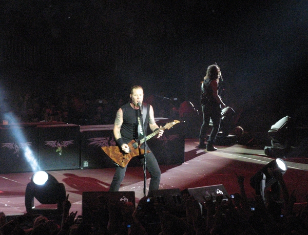 Metallica live beim Fan-Gig für "Death Magnetic" – 17.000 begeisterte Fans.