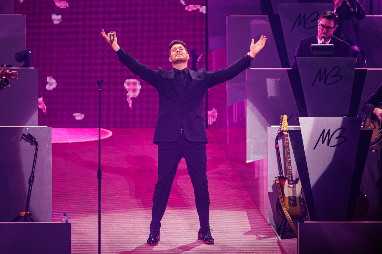 Der kanadische Grammy-Gewinner auf Tour mit seinem aktuellen Album "Higher". – Michael Bublé.