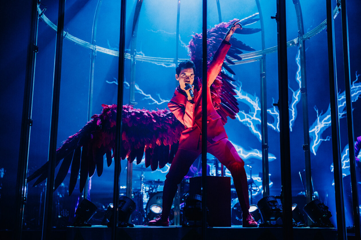 Der Singer/Songwriter und Producer ist ein eher selten gesehener Gast in Deutschland. – Mika.