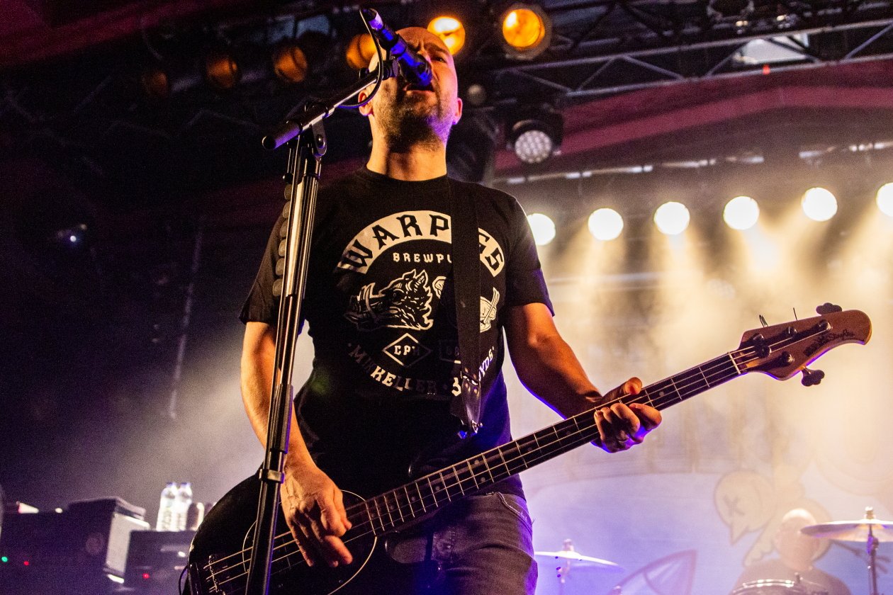 Zeit für ein Skatepunk-SOS. – Millencolin.