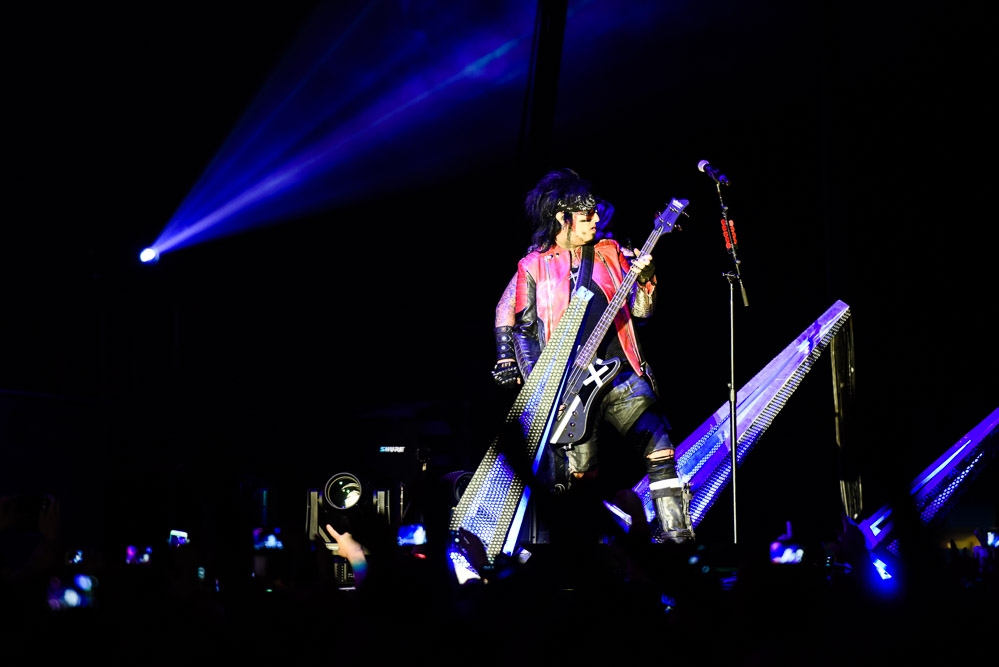 Def Leppard – 