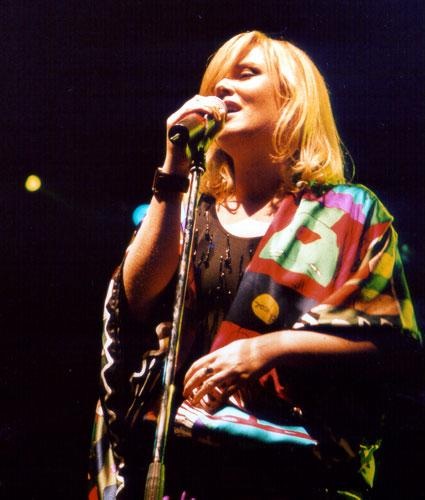 Moloko – Roisin, wir lieben dich! (Auch mit Zigeuner-Umhang) – Show me new tricks