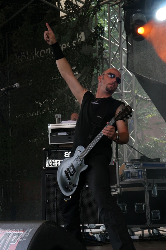 Mono Inc. – Live-Erfahrung, die man bemerkt. – Carl Fornia