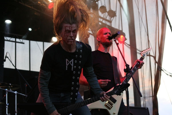 Moonsorrow – Im Vergleich zu Turisas eher langweilig. – 
