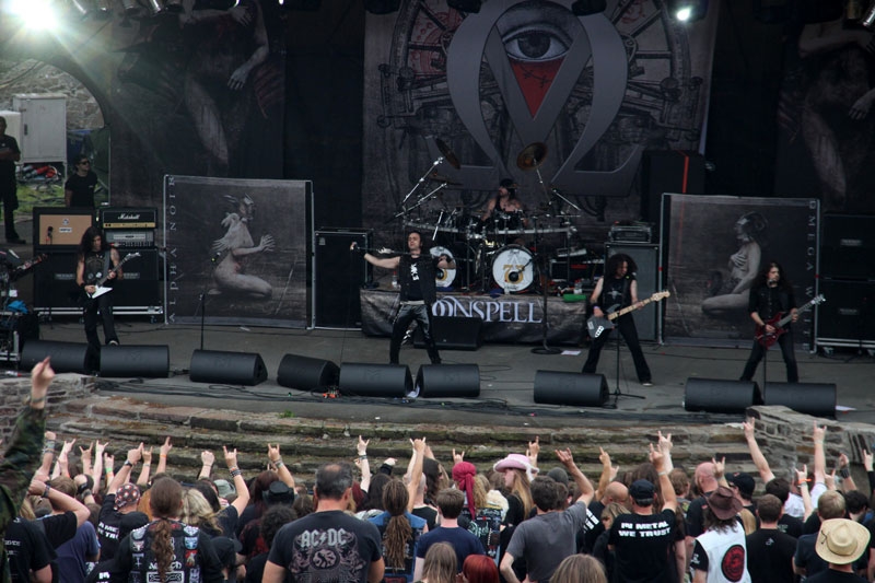 Düstern bei Sonnenschein nur wenig. – Moonspell