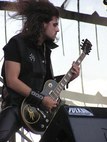 Moonspell – Wirken mit Kajal nicht unbedingt evil aber sind unterhaltsam. – 