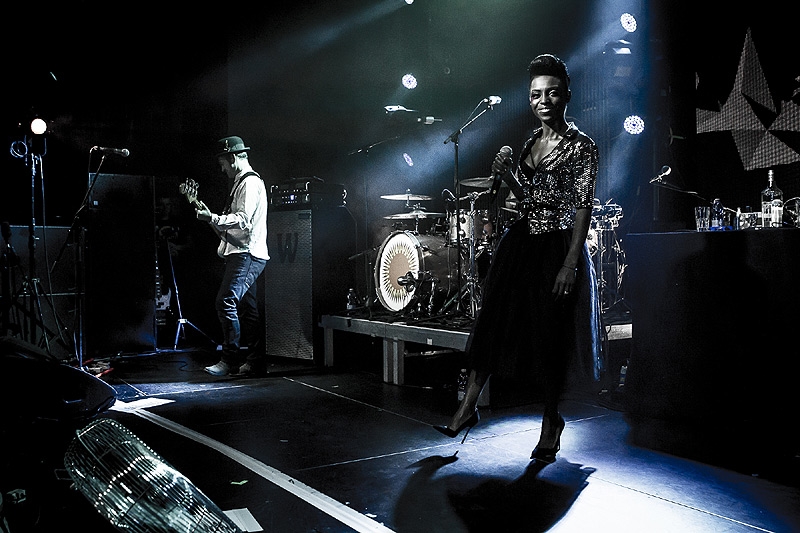 Sky, Paul und Ross im Oktober 2013 live im Gibson. – Morcheeba 2013 live in Frankfurt