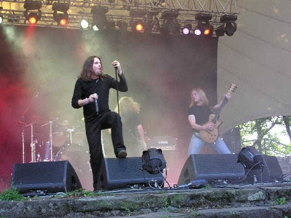 Mourning Caress – Mournig Caress konnten den Band-Wettbewerb zwar nicht gewinnen, gaben aber trotzdem alles. – 