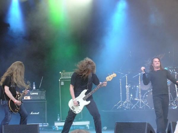 Mourning Caress – Mournig Caress konnten den Band-Wettbewerb zwar nicht gewinnen, gaben aber trotzdem alles. – 